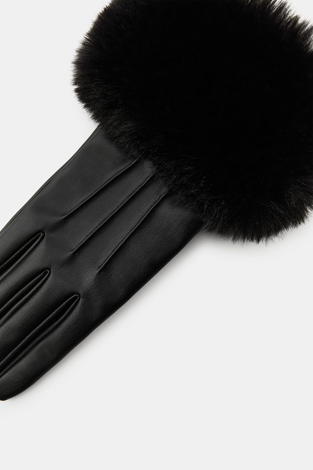 FAUX LEATHER AND FAUX FUR GLOVES