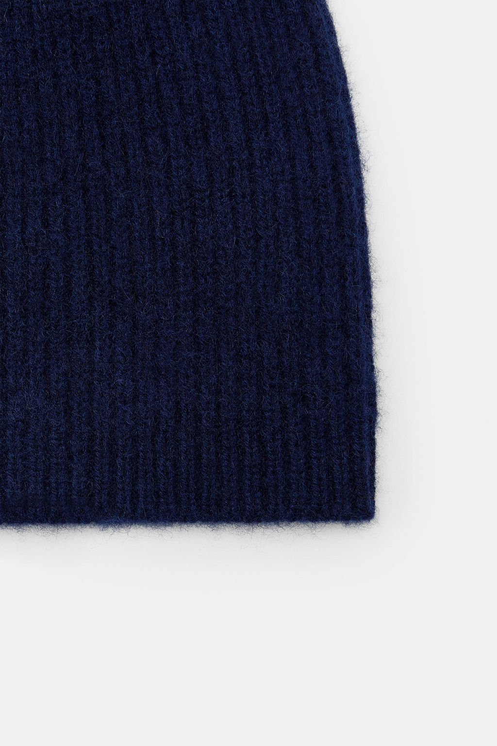 RIBBED WOOL AND CASHMERE BEANIE