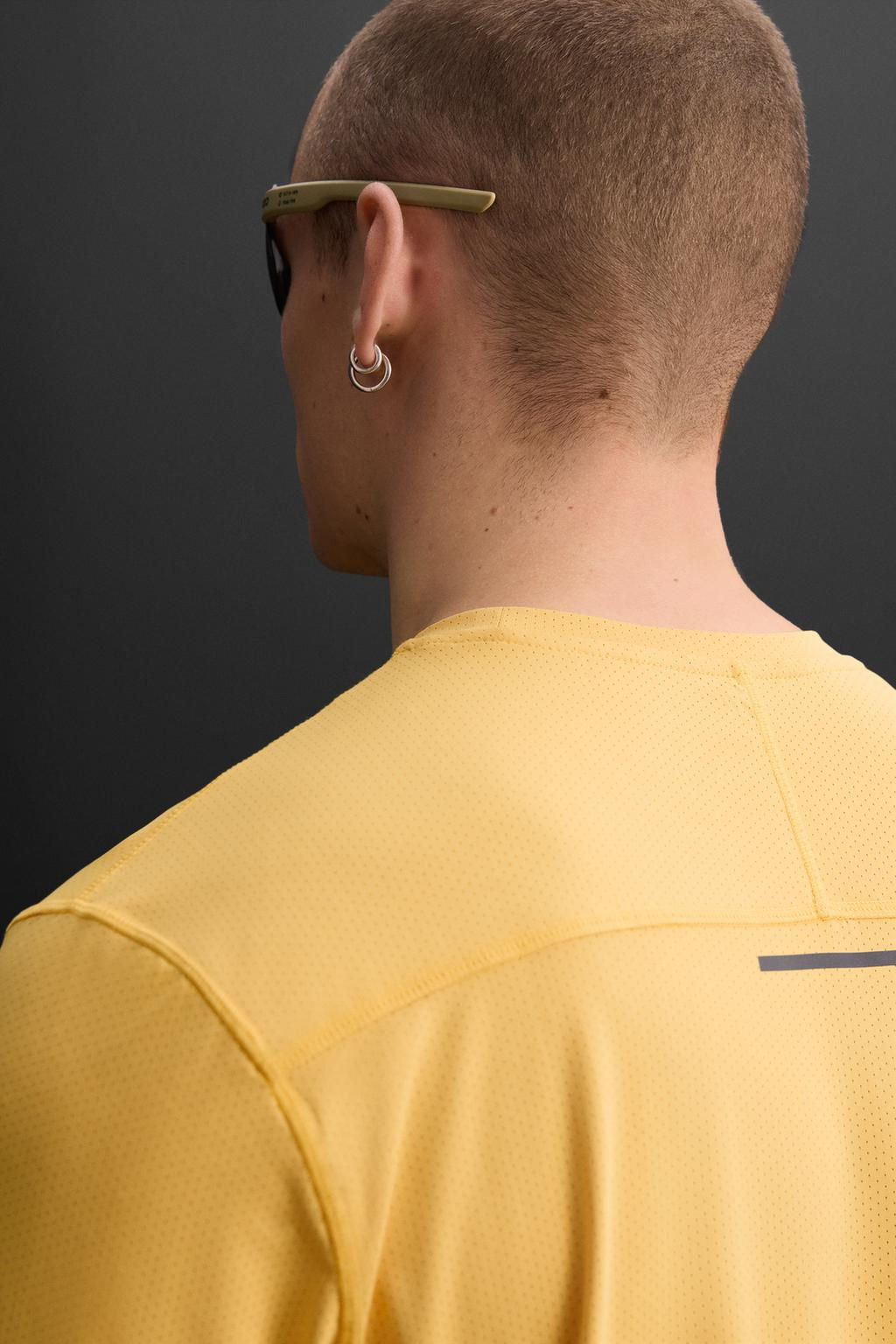 PERFORATED TRAINING T-SHIRT - Zara фото 15