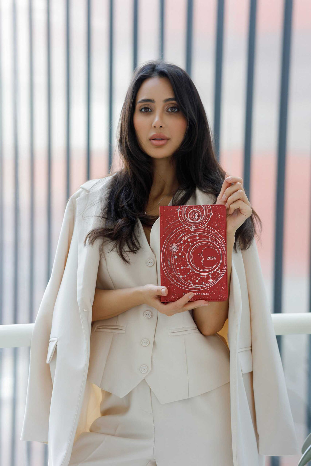 Ежедневник датированный 2024 ESCALADA, АСТРОЛОГИЧЕСКИЙ, А5, 200 л., арт. 63730/ 15 СОФТ-ТАЧ МЕТАЛЛИК КРАСНЫЙ  фото 4