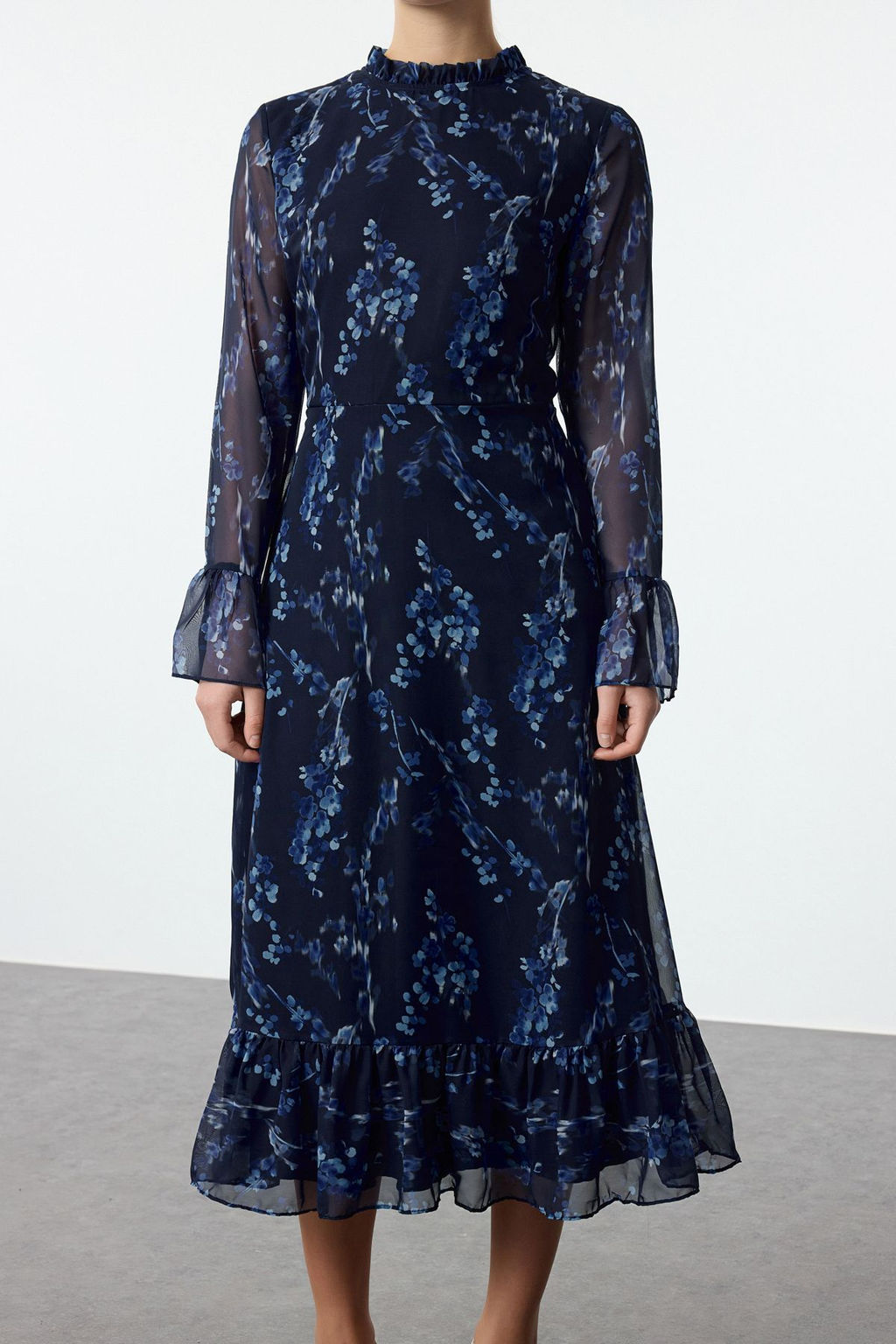 Mavi Cicek Desenli A Kesim Dik Yaka Midi Astarl? Sifon Dokuma K?sl?k Elbise TWOAW25EL00173