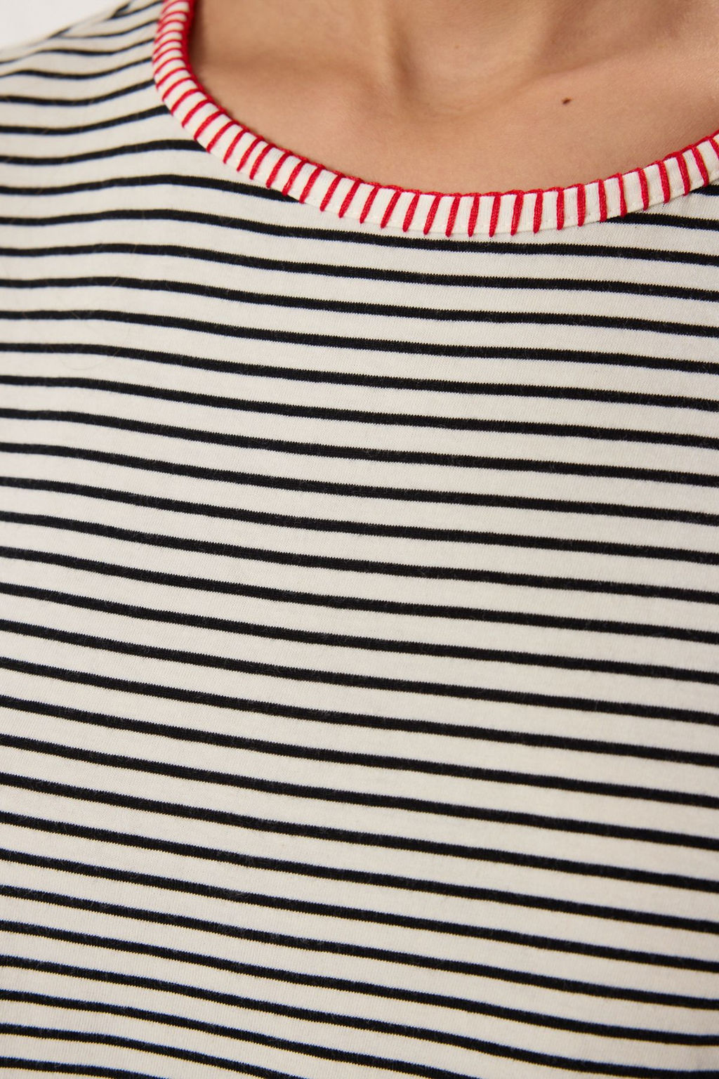 TRENDYOLMILLA Cok Renkli Cizgili Kroseta Dikis Detayl? Crop Orme T-Shirt TWOSS25TS00043 фото 4