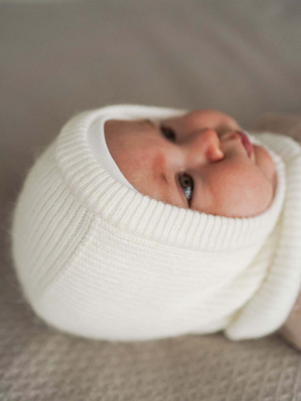 Шлем вязаный из ангоры Молоко 0+ - Bungly фото 2