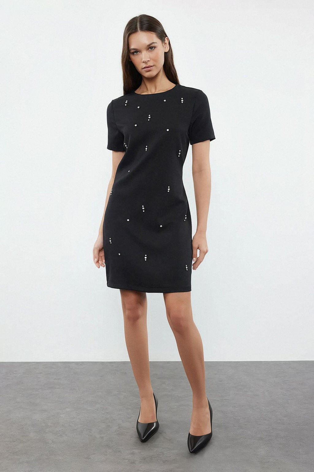 TRENDYOLMILLA Yesil Shift/Duz Kal?p Tas Islemeli Mini Dokuma Elbise TWOAW25EL00268