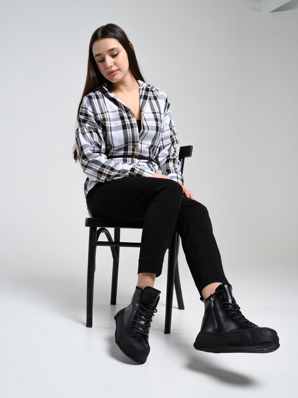 Ботинки 217.PODYUM151bl.Черный/байка