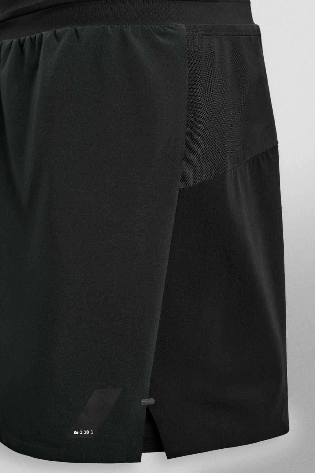 COLOUR BLOCK RUNNING SHORTS - Zara фото 7