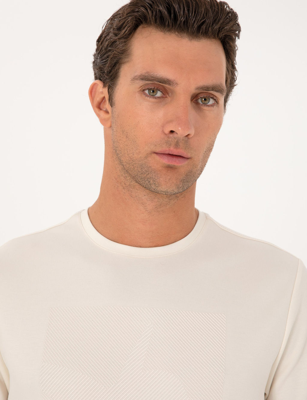 Ekru Regular Fit Bask_l_ Bisiklet Yaka T-shirt
