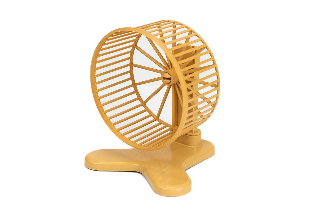 ВИА Колесо для грызунов с подставкой, D90, пластиковое, бежевое 3090беж 99ред99 3090беж 3090беж