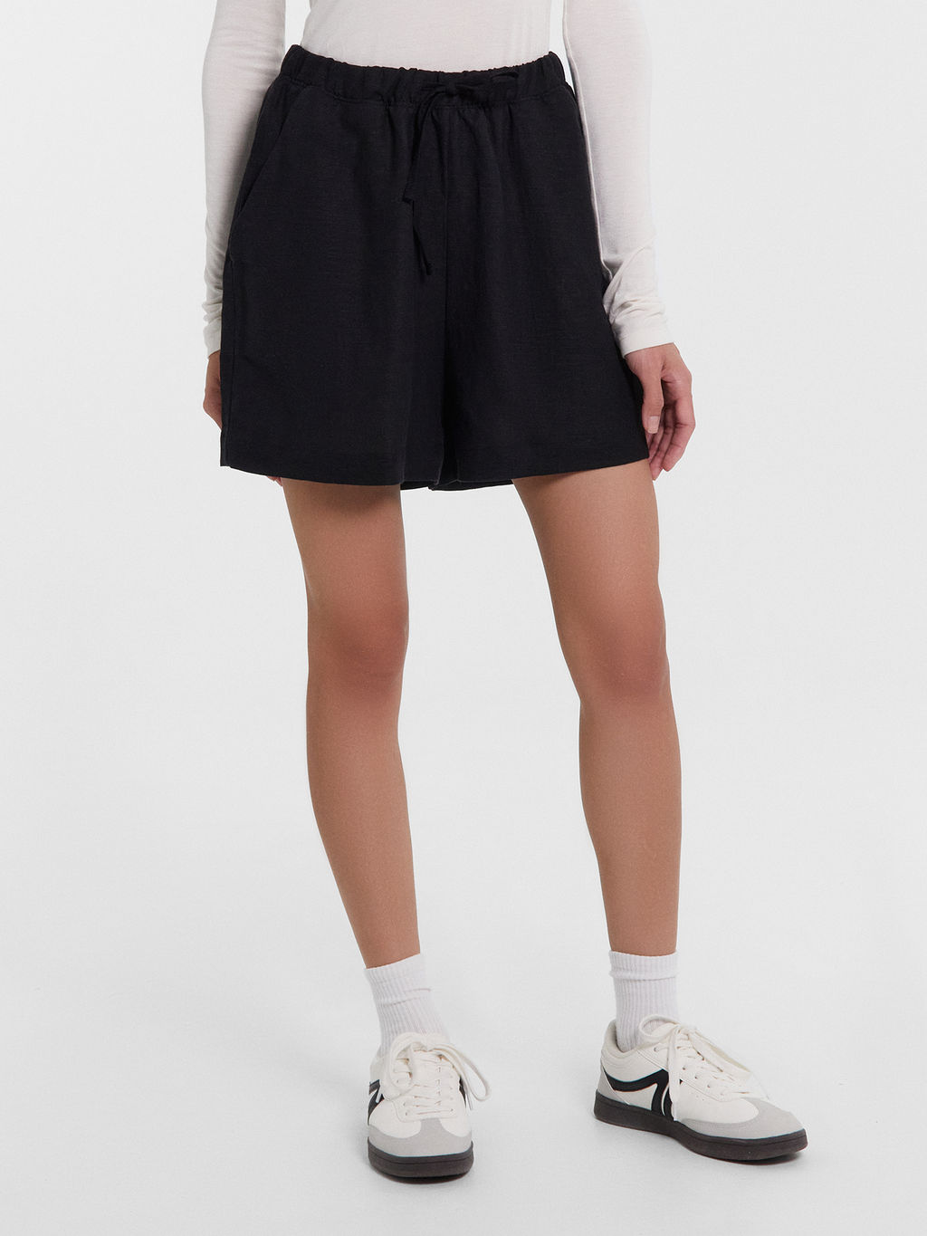 Шорты женские черные черный 132341-1 - Mark formelle фото 2