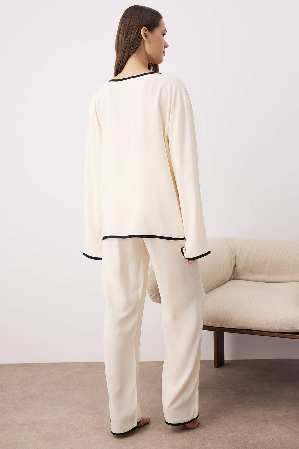 Ekru Biyeli Viskon Dokuma Pijama Tak?m? THMAW26PT00087 - Trendyolmilla фото 4