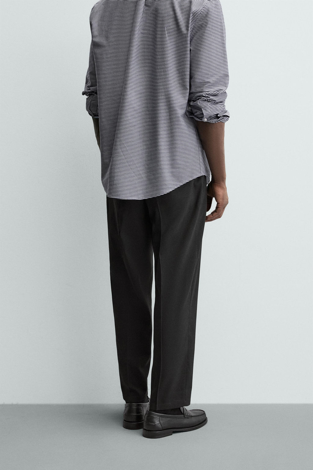 PANTAL?N CON LANA REGULAR FIT NON IRON / Negro - Zara фото 3