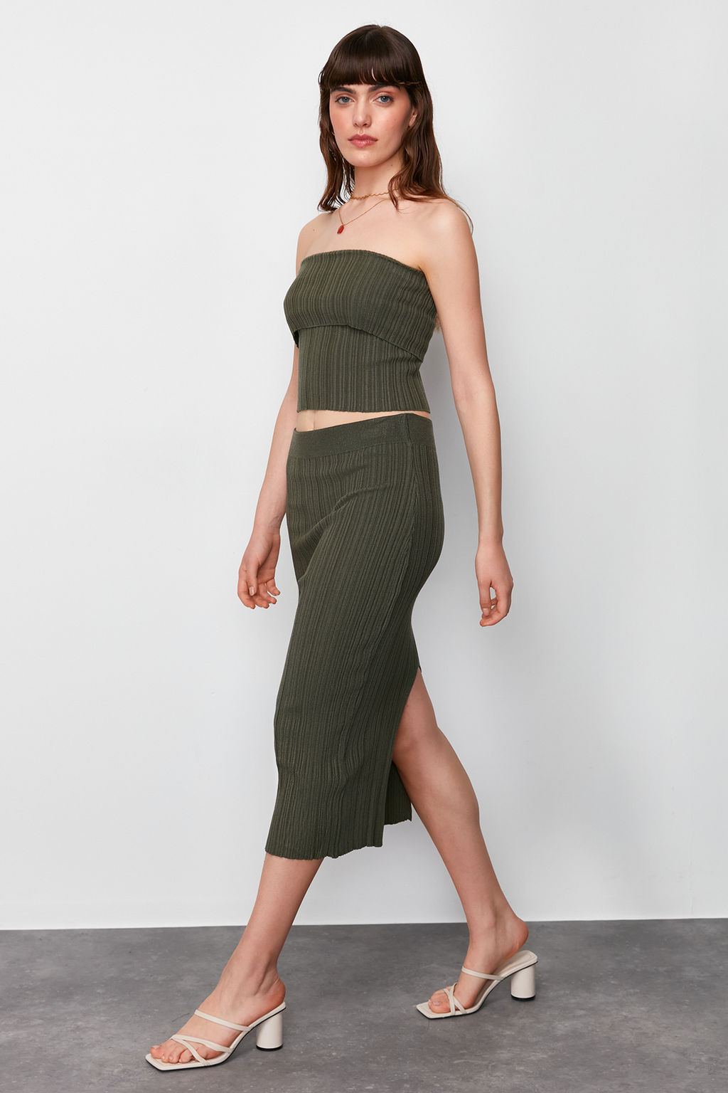 TRENDYOLMILLA Haki Midi Triko Premium Iplik/ Ozel Iplik Etek TWOSS24ET00042  фото 2