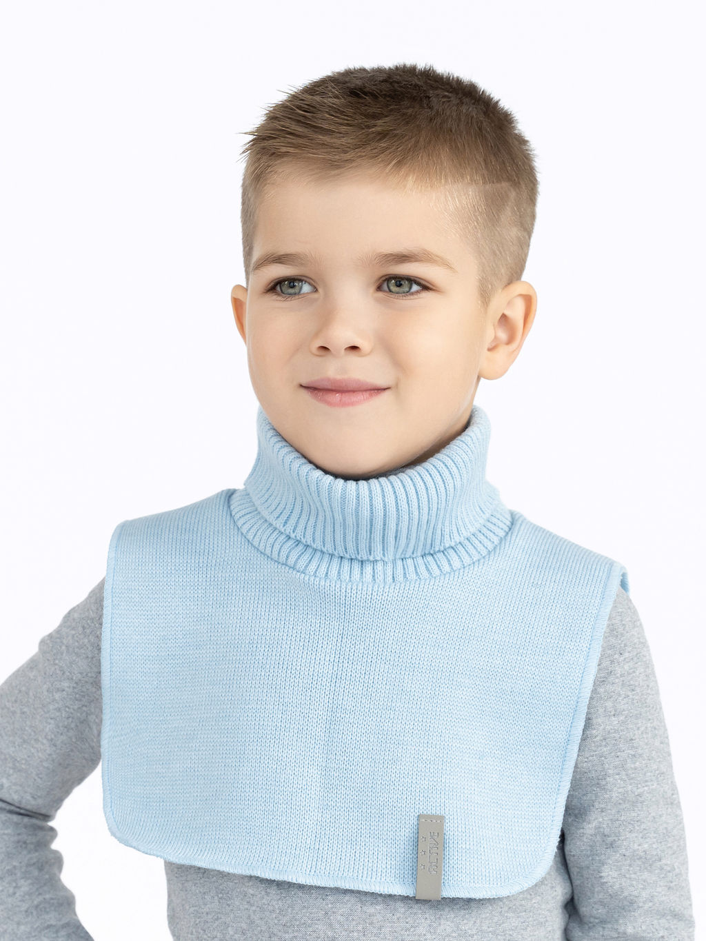 Манишка вязаная черная Ш-111 (48-54)