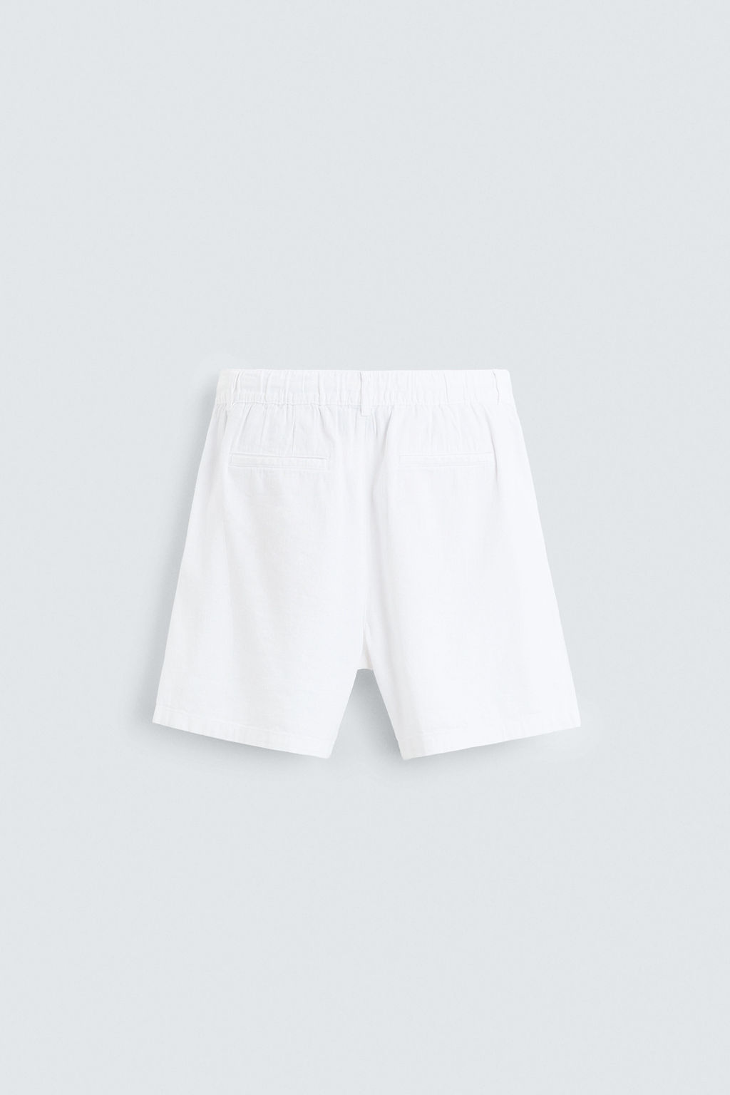 BERMUDA REGULAR FIT LINO ALGOD?N / Blanco