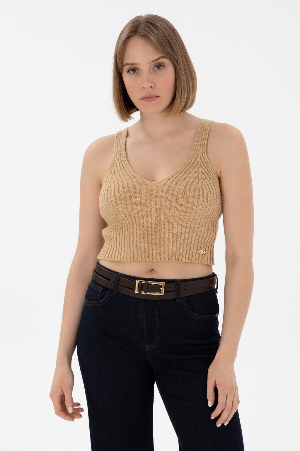 Женский песчаный свитер Неожиданная скидка в корзине