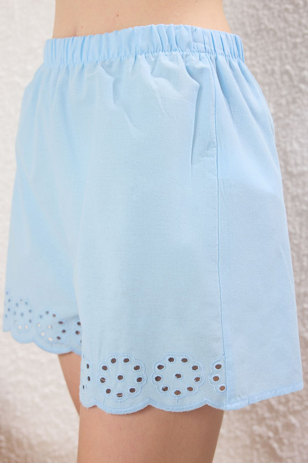 Mavi %100 Pamuklu Kendinden Desenli Ip Ask?l? Poplin Sortlu Dokuma Pijama Tak?m? THMSS25PT00258