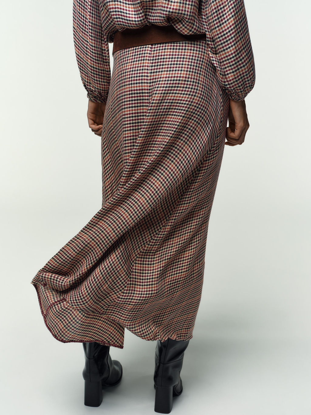 CHECK SKIRT WITH BELT