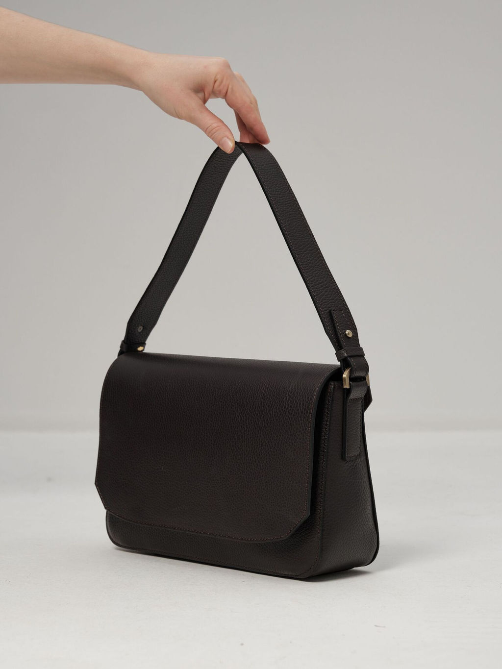 Сумка на плечо Deboro 30512 темно-коричневый