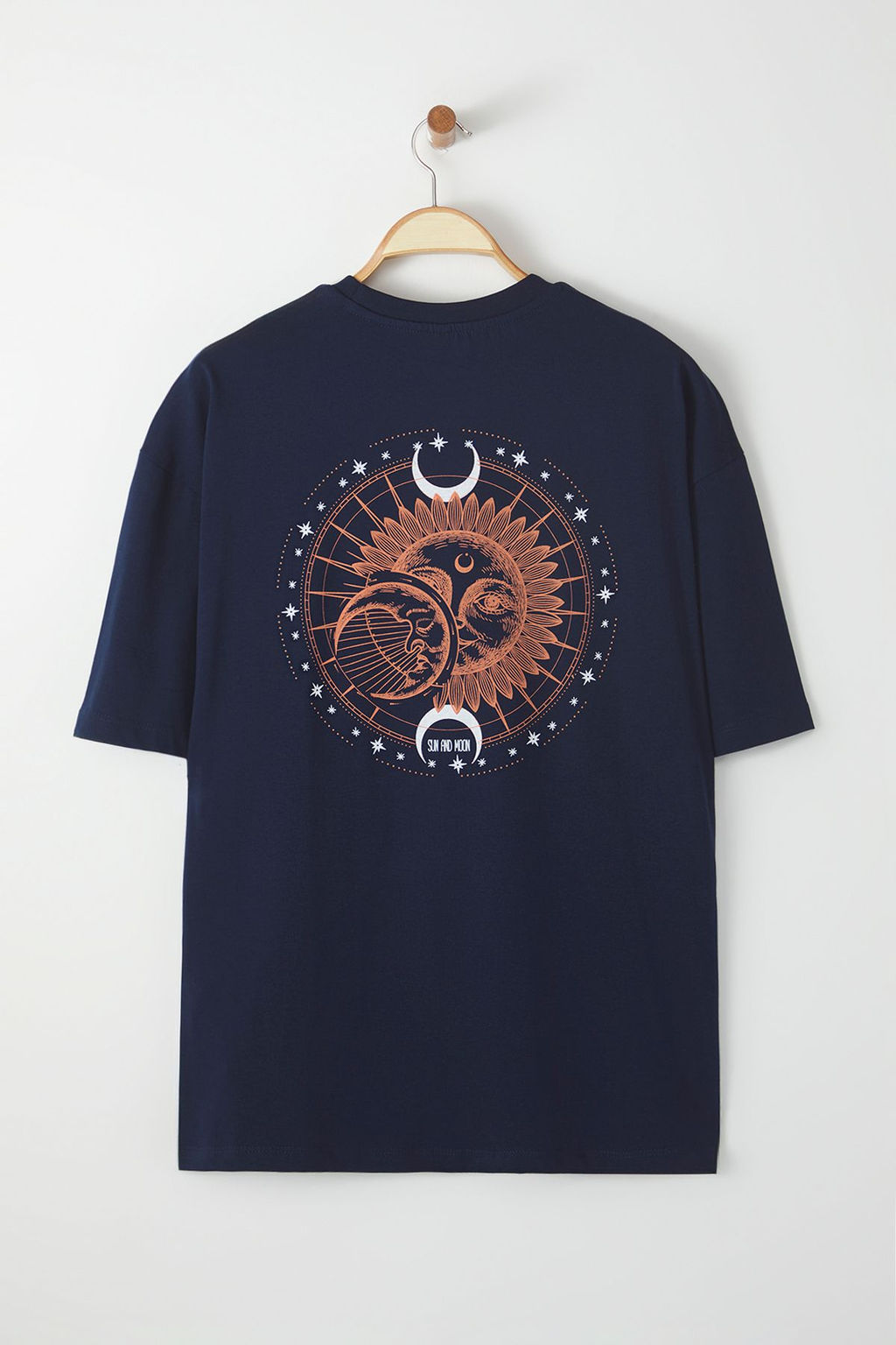 TRENDYOL MAN Ekru Oversize/Genis Kesim K?sa Kol Mistik Bask?l? %100 Pamuklu T-Shirt TMNSS23TS00165 - Trendyolmilla фото 3
