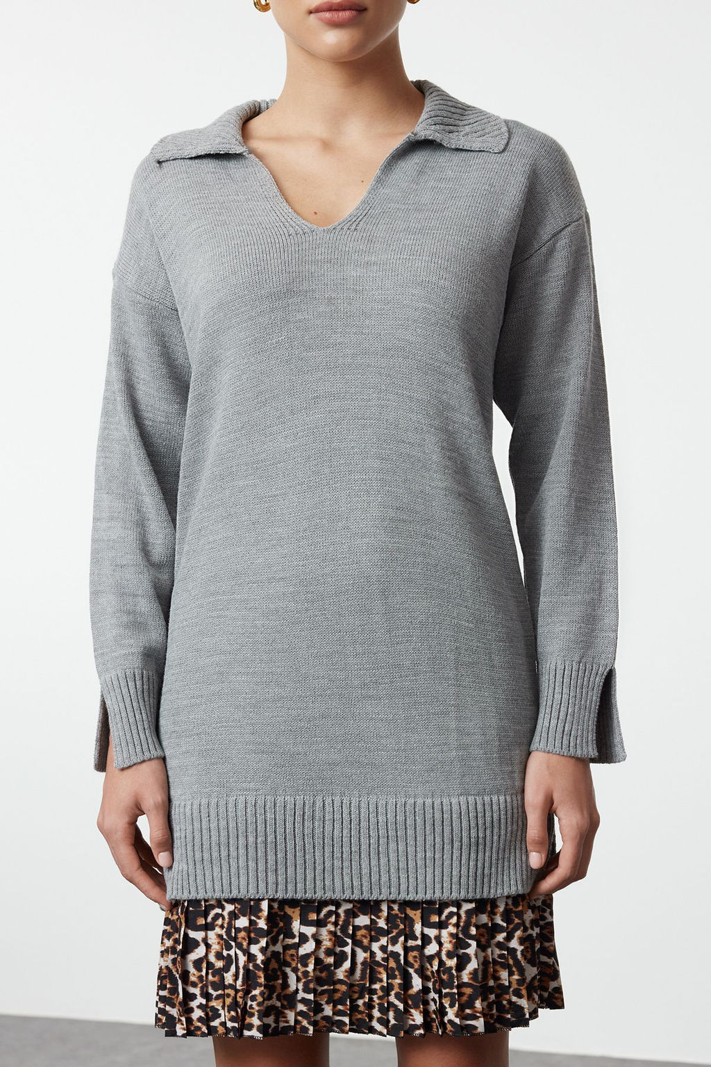 TRENDYOLMILLA Koyu Gri Mini Triko Garnili Elbise TWOAW25EL00061 фото 4