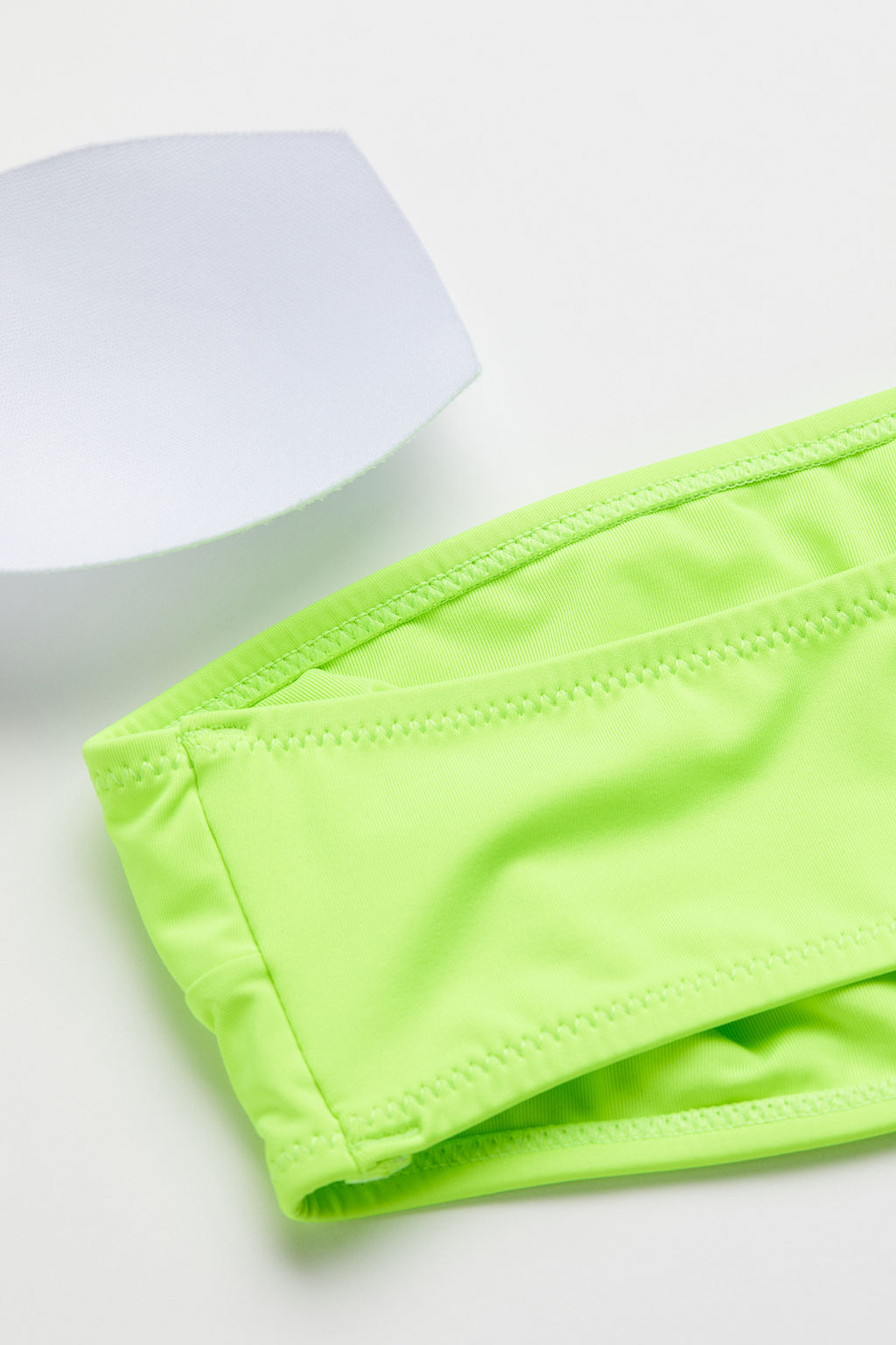 Top de bikini bandeau con relleno - H&m фото 2