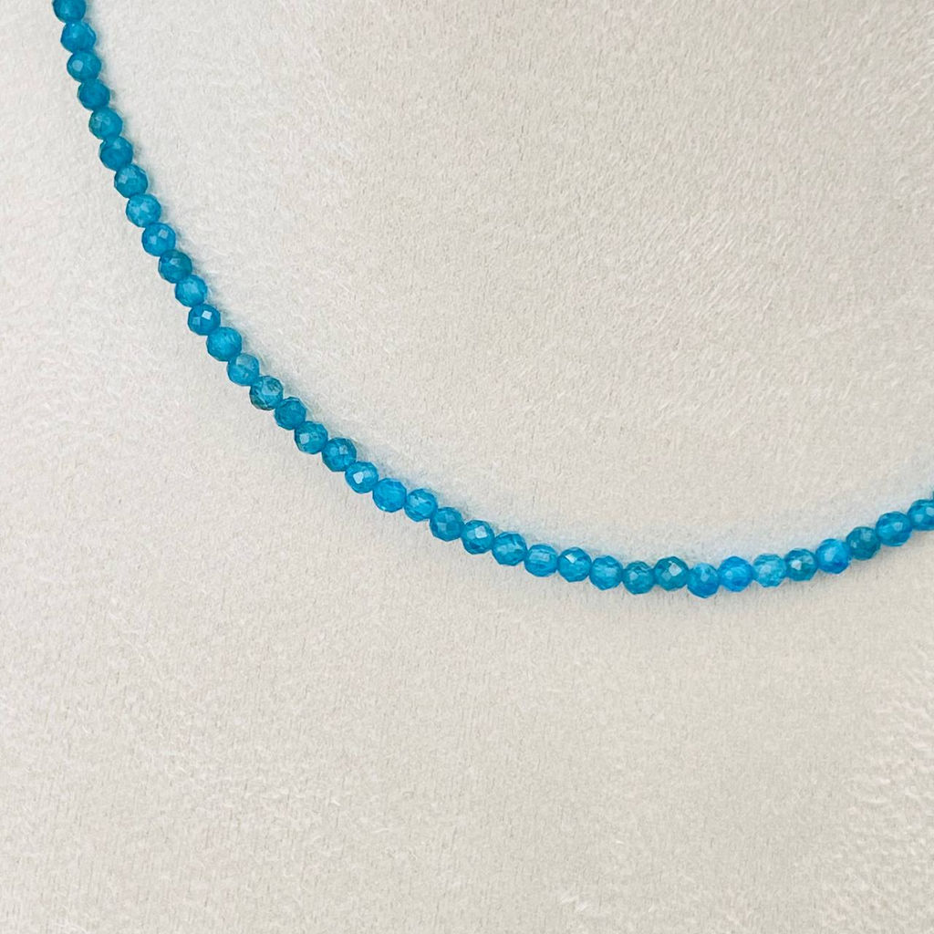 Колье из Апатита