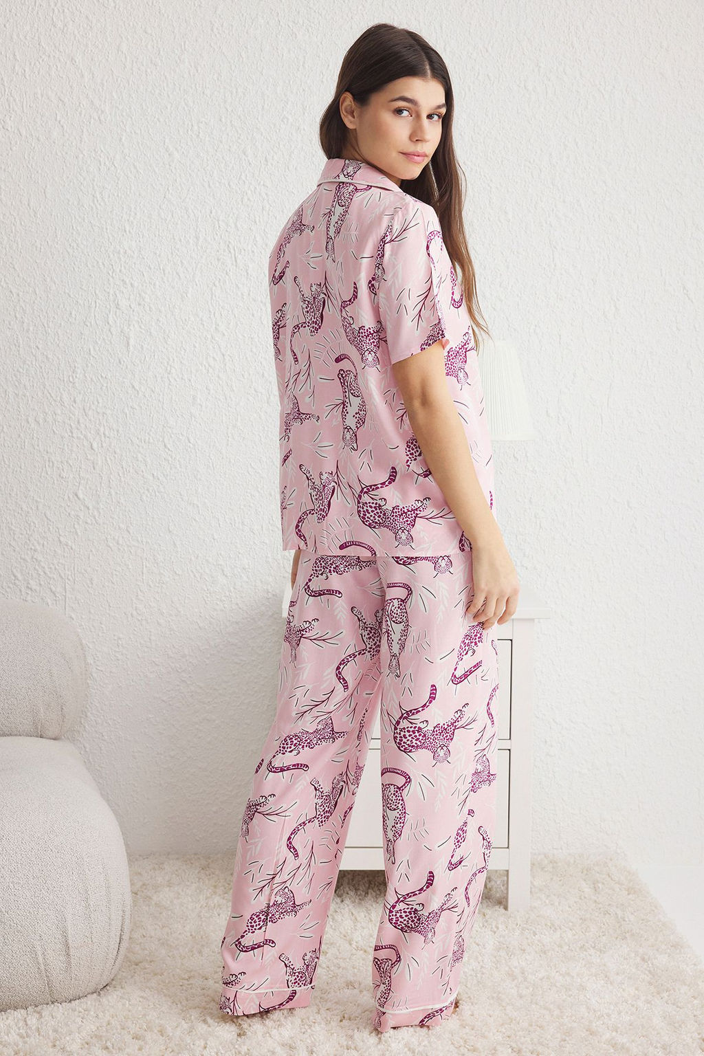 Trendyolmilla Pembe Hayvan Desenli Biyeli Viskon Dokuma Pijama Tak?m? THMSS25PT00022  фото 10