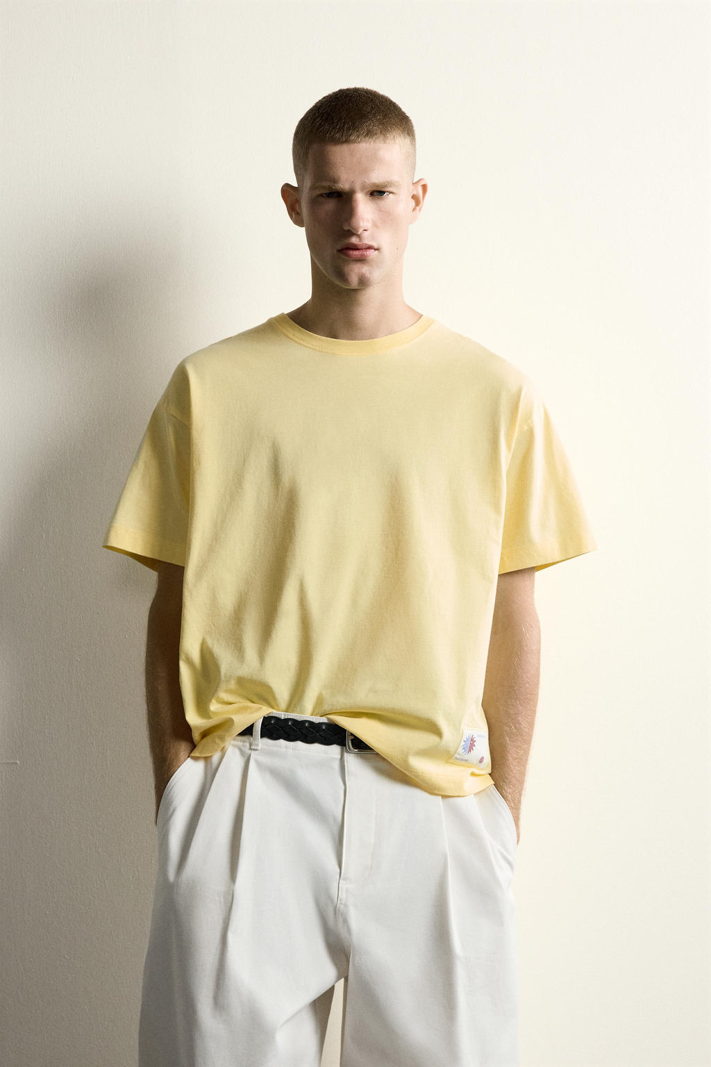 CAMISETA RELAXED FIT GR?FICO SOL / Mantequilla - Zara фото 2