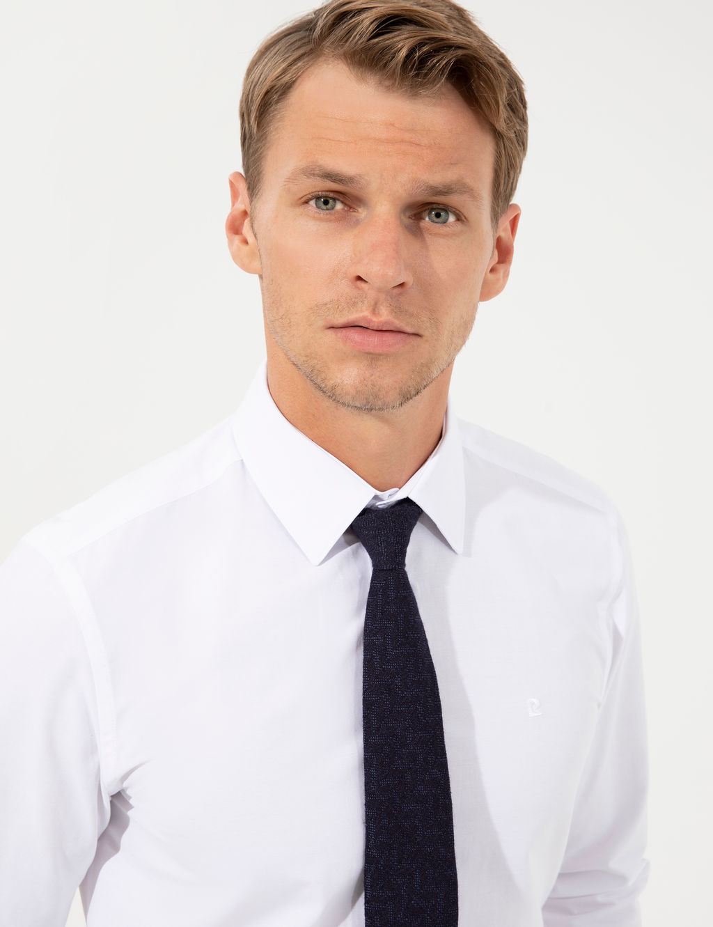 Beyaz Slim Fit Uzun Kollu Klasik G_mlek