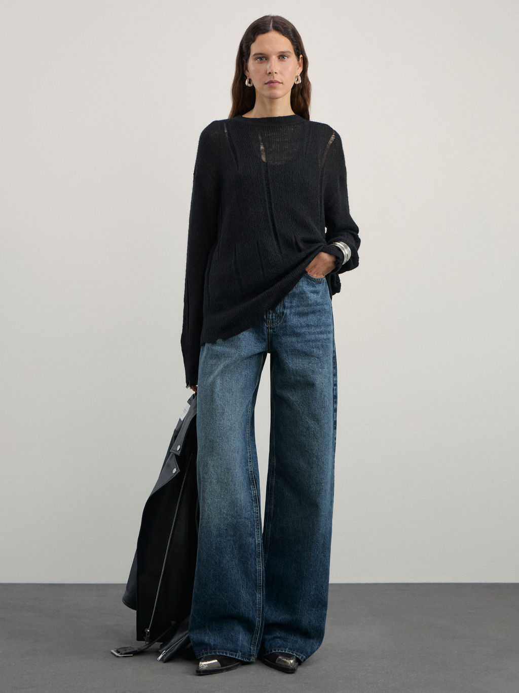 Джемпер с рваными деталями / Zarina  фото 2