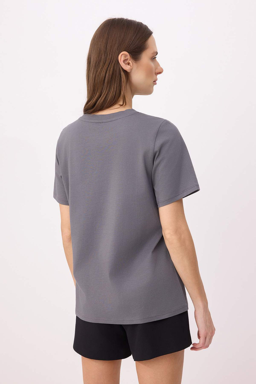 Antrasit Regular/Normal Kal?p K?sa Kollu Varak Bask?l? %100 Pamuk Orme T-shirt TWOSS26TS00073 - Trendyolmilla фото 4