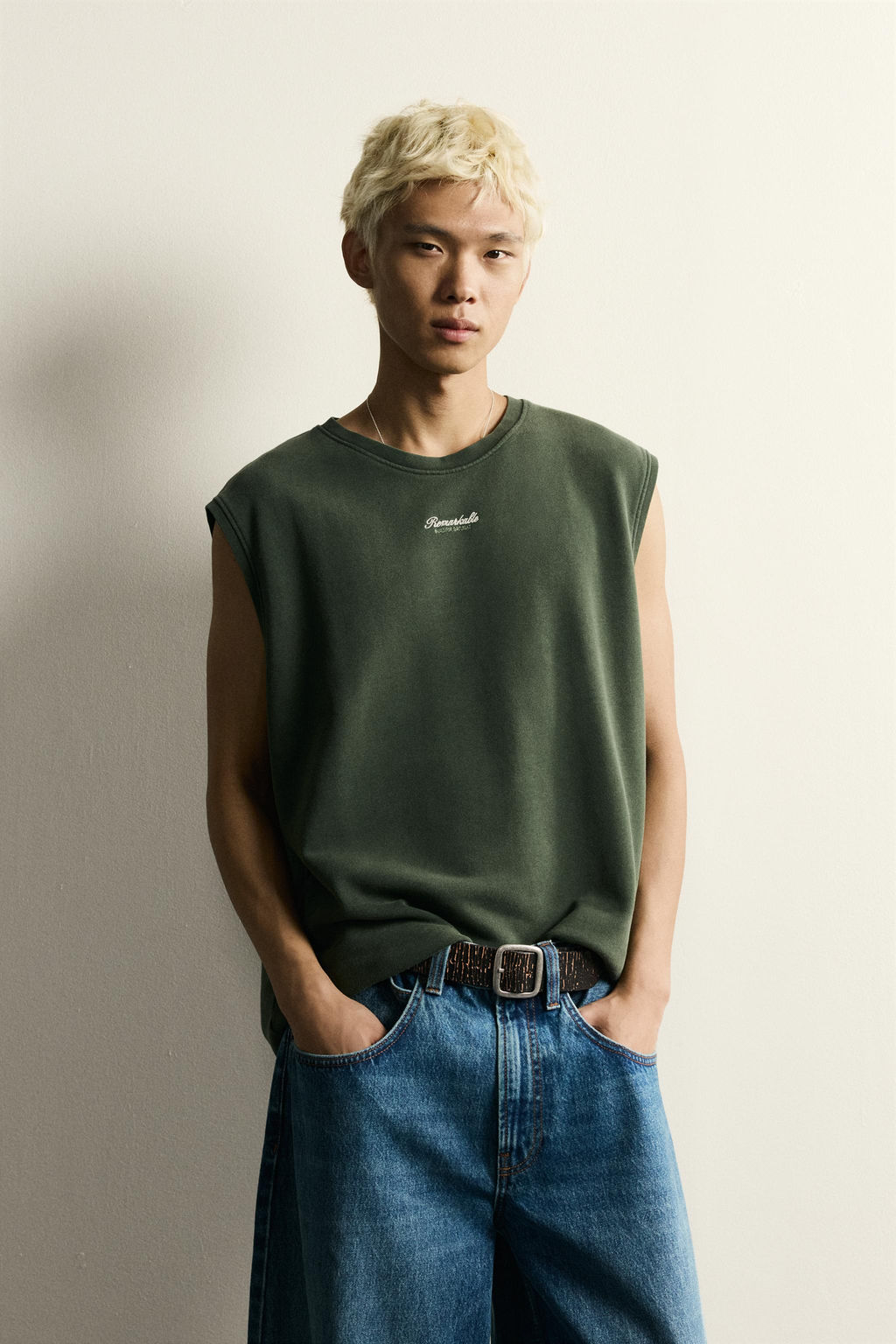 SUDADERA TANK RELAXED FIT TEXTO BORDADO / Verde oscuro - Zara фото 2