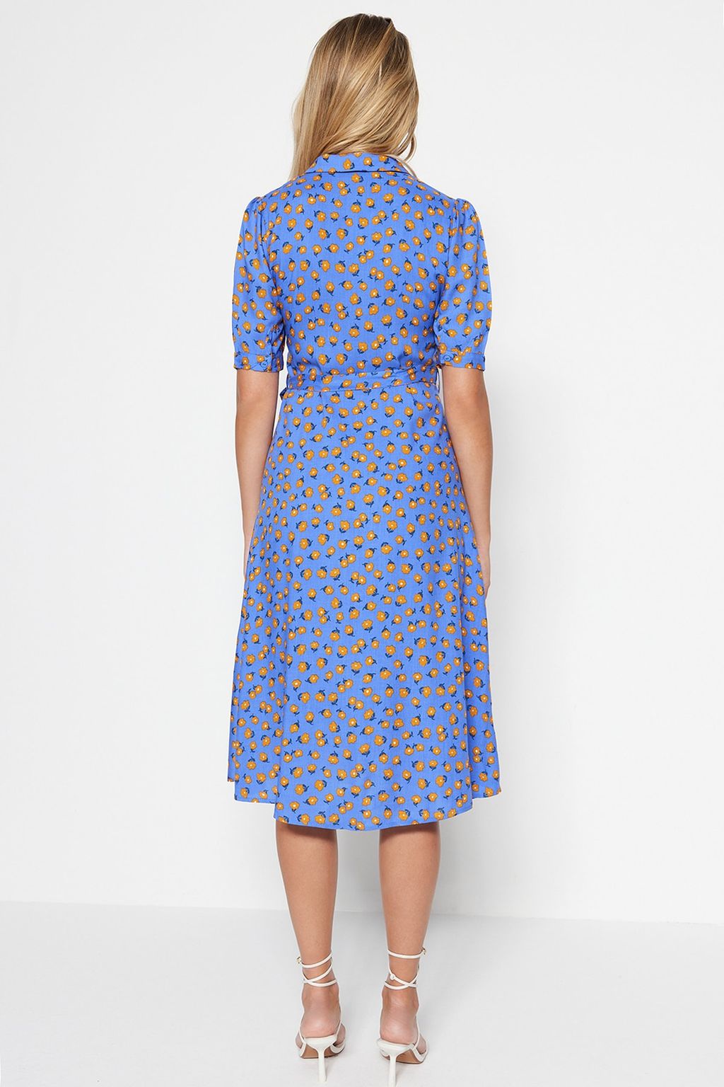 Mavi Cicek Desenli Kusakl? Midi Dokuma Viskon Gomlek Elbise TWOSS20EL1559