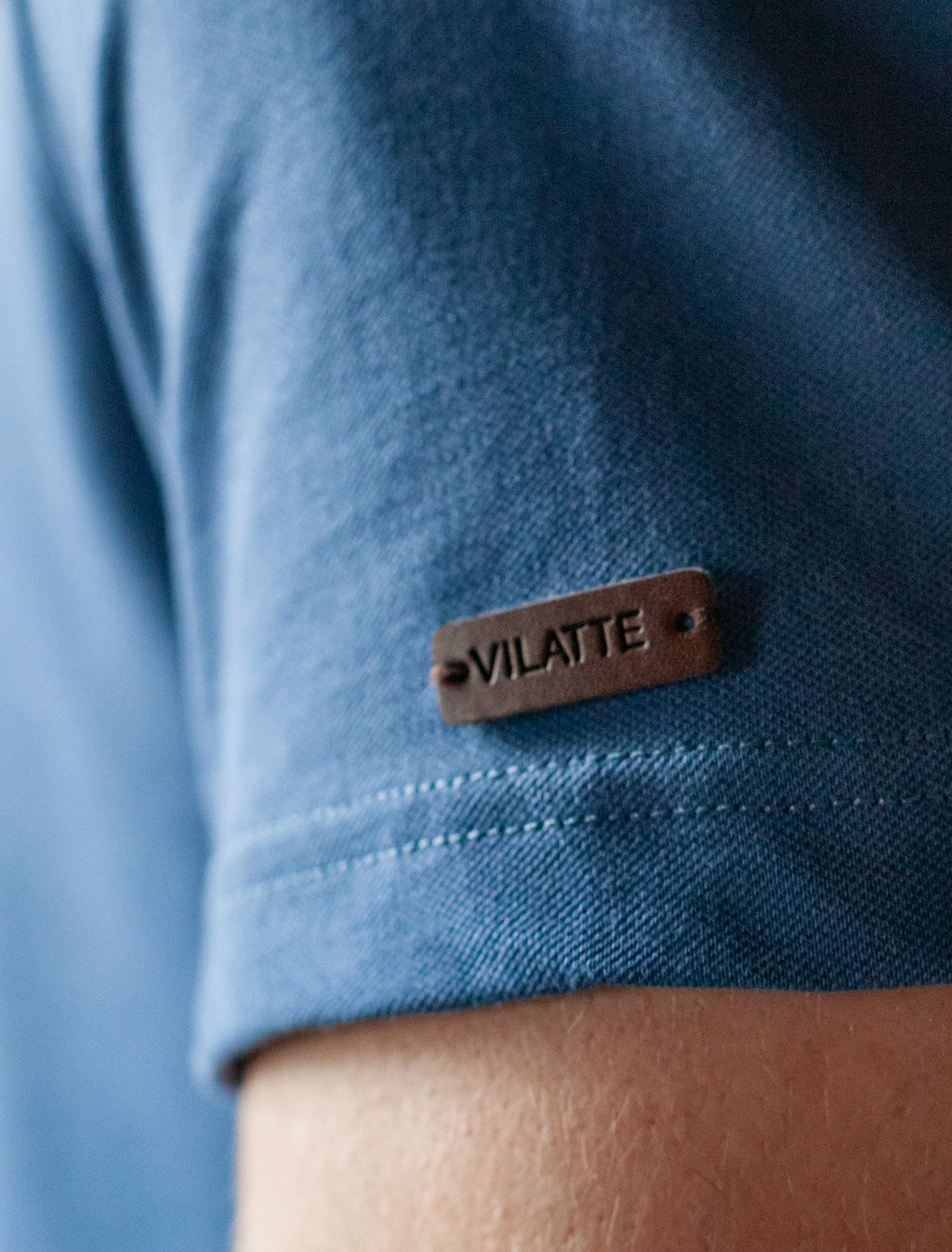 Футболка-поло из фактурного трикотажа - Vilatte фото 3