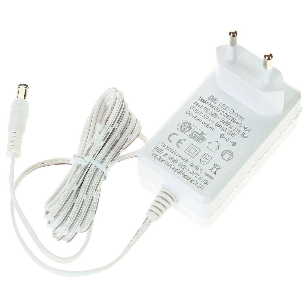 ULI-F40-9W/4200K SENSOR IP20 SILVER Светильник линейный светодиодный ультратонкий, с бесконтактным выключателем. 600Х30х8мм. 440Lm. Серебристый. ТМ Uniel