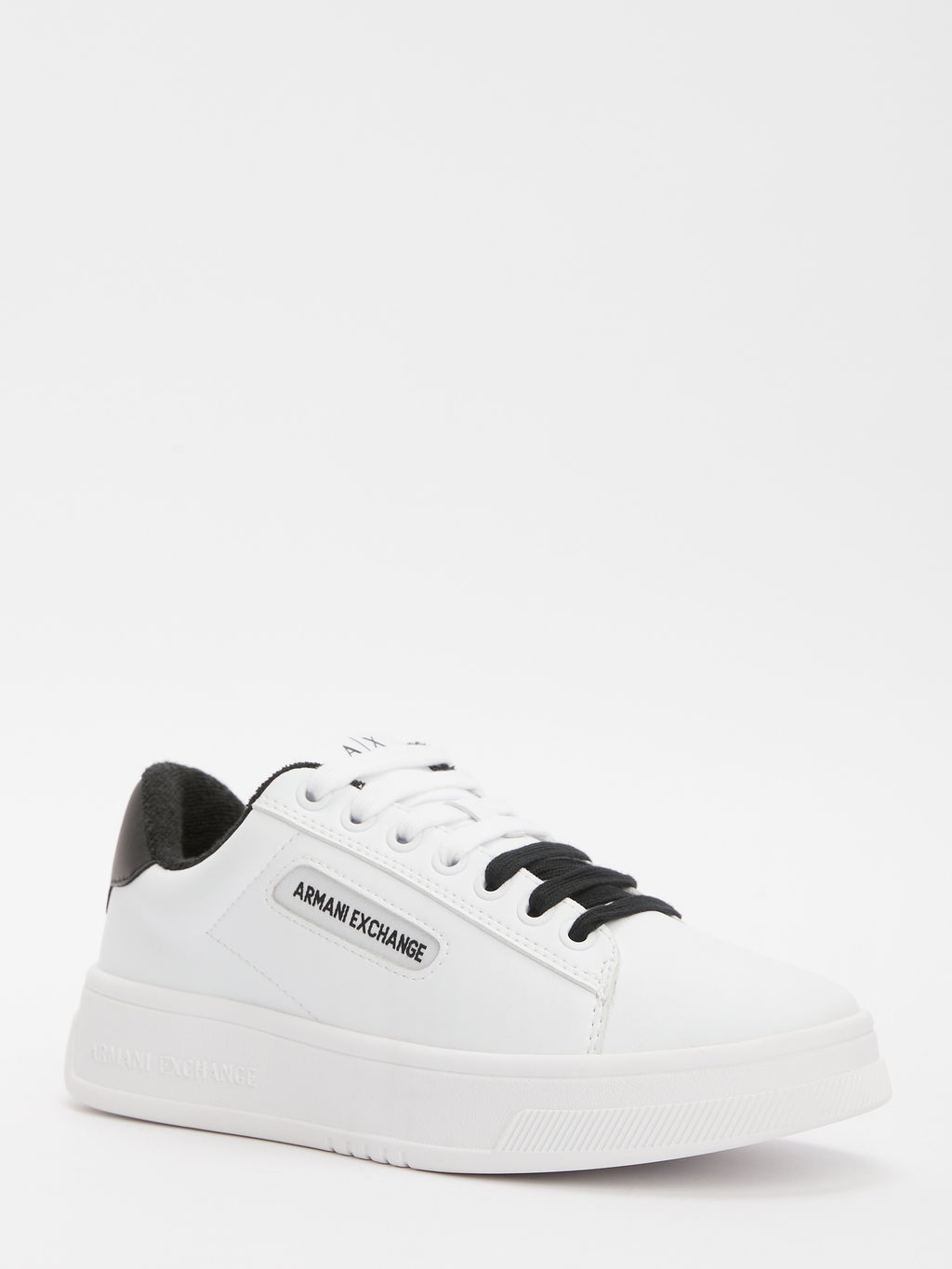Женские кеды ARMANI EXCHANGE Артикул 4358245, белый