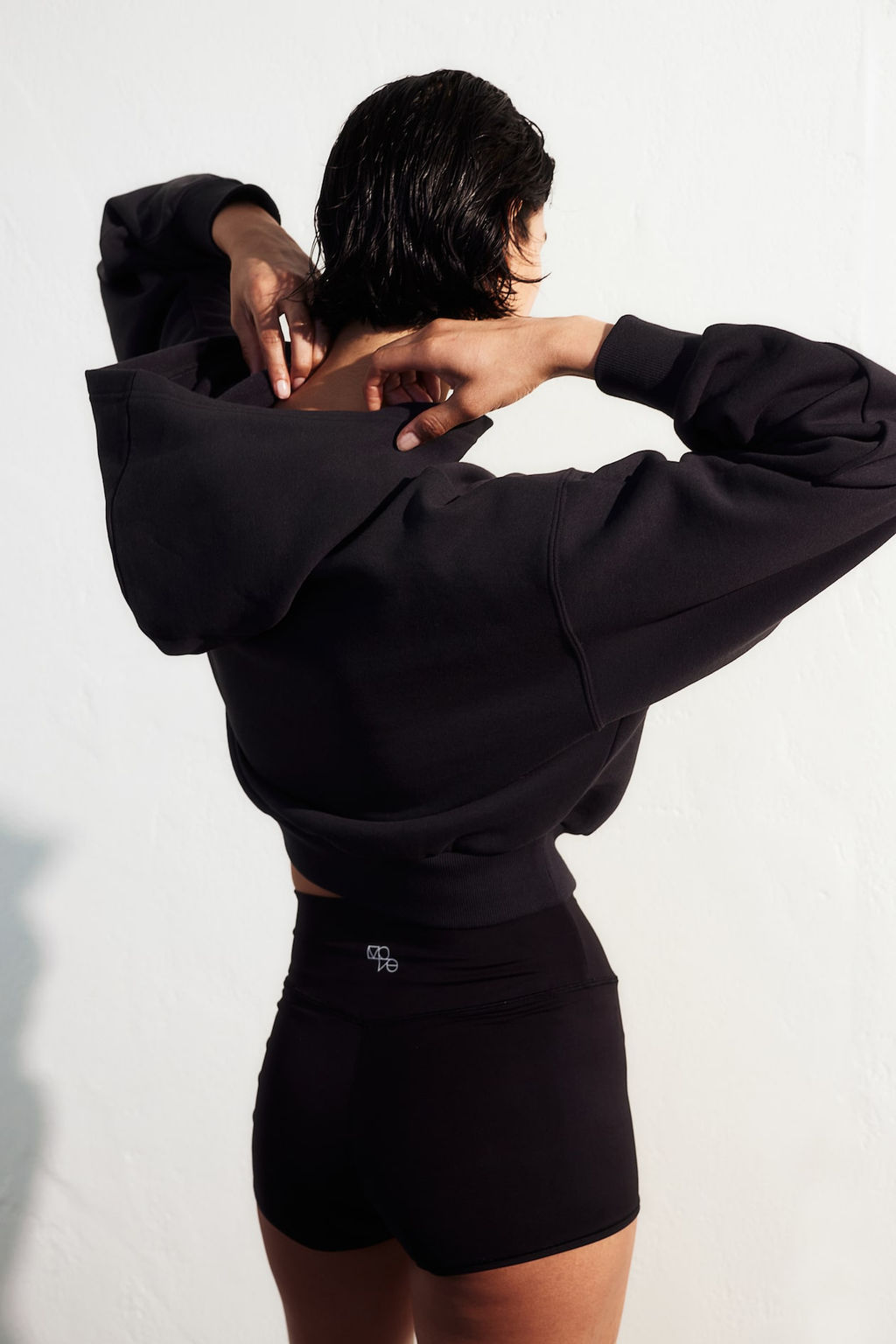 Chaqueta de deporte con capucha y cremallera - H&m фото 4