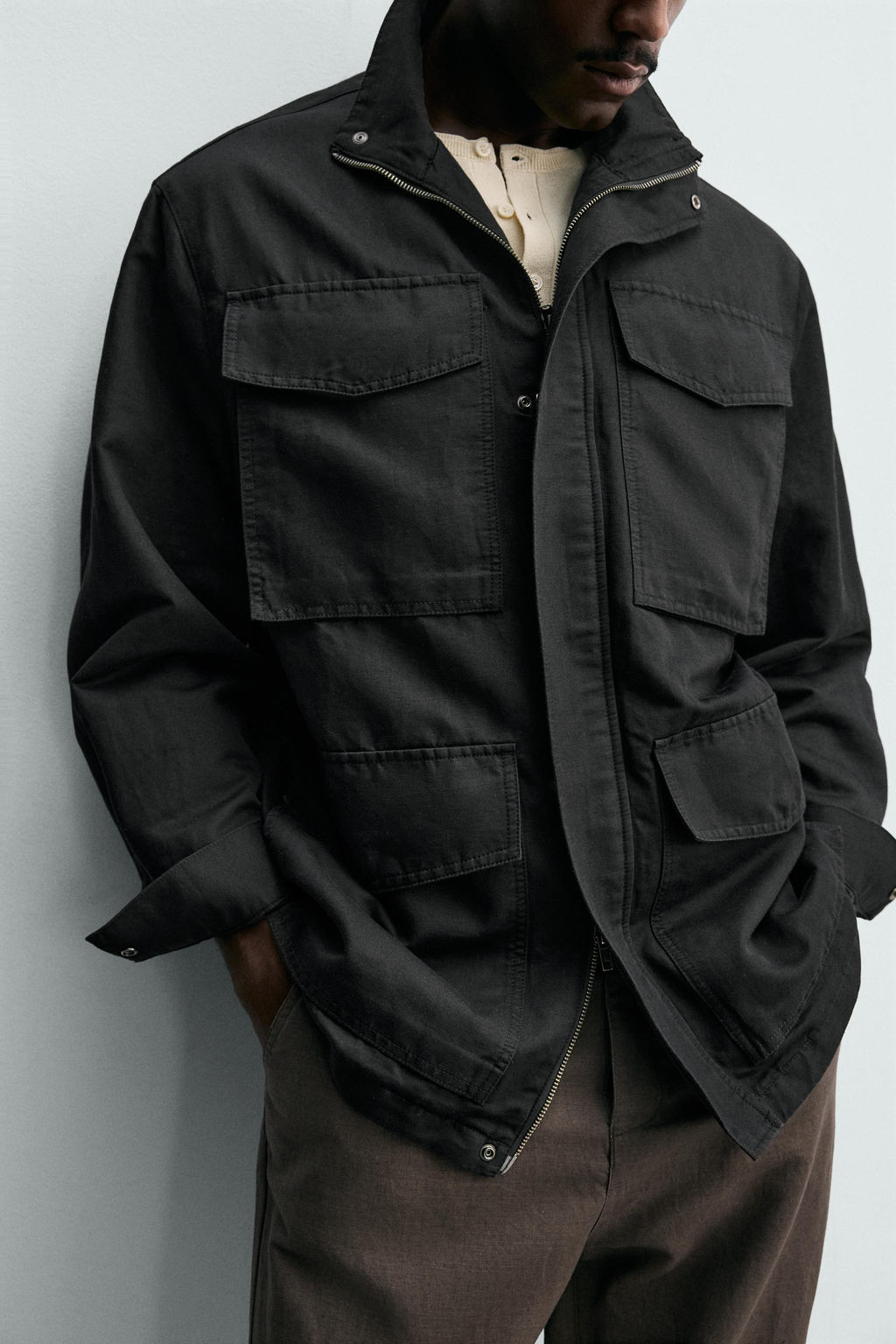 SOBRECAMISA LAVADA BOLSILLOS UTILITY / Negro - Zara фото 5