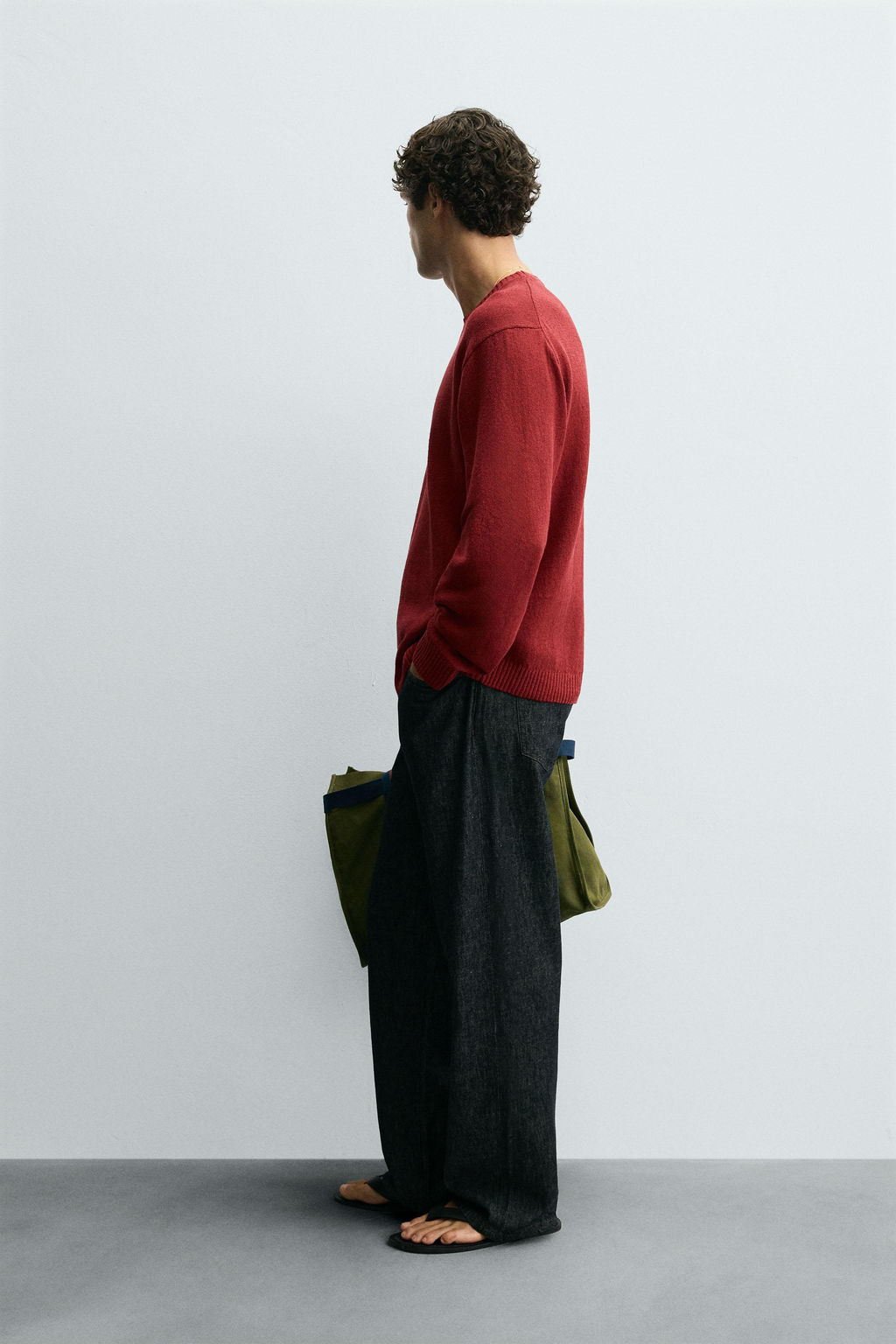 TEXTURED RELAXED FIT SWEATER