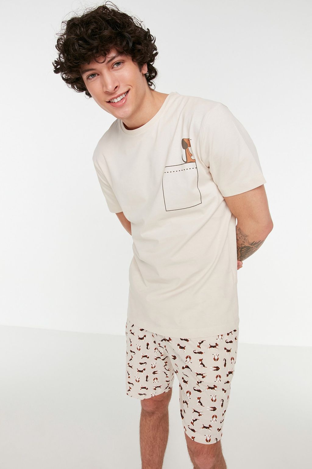 TRENDYOL MAN Indigo Regular Fit Kopek Desenli Orme Sortlu Pijama Tak?m? THMSS21PT0324