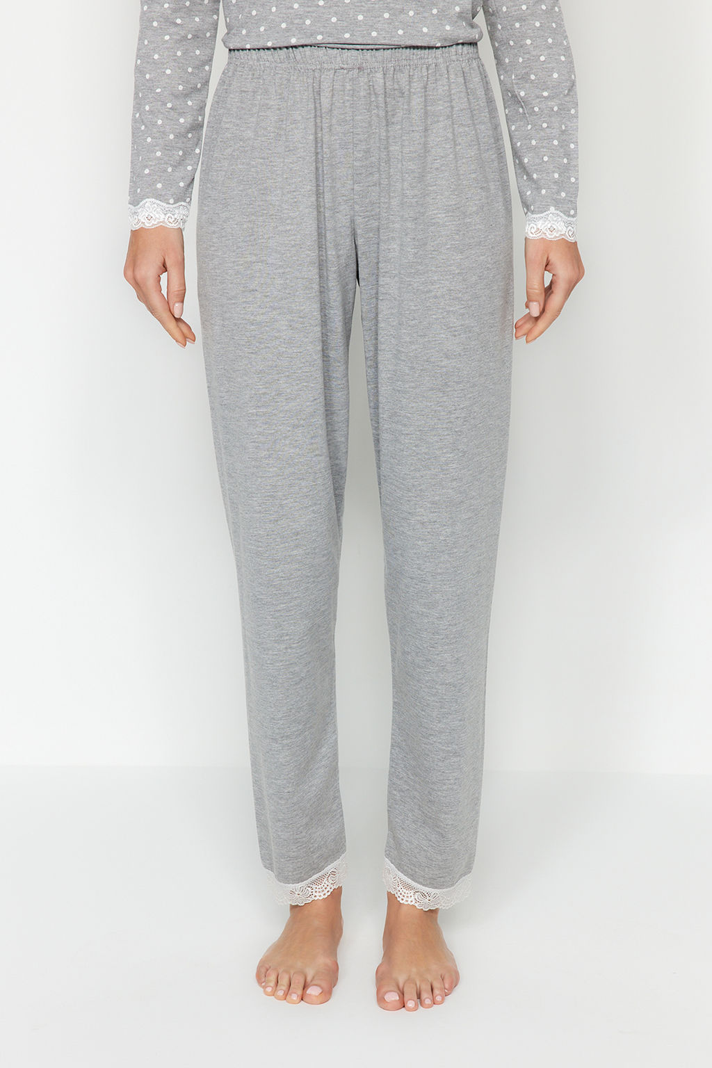 Gri Puantiyeli Dantelli Tshirt-Pantolon Orme Pijama Tak?m? THMAW24PT00182 - Trendyolmilla фото 6