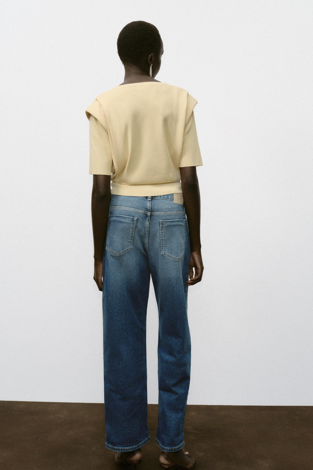 KNIT TOP WITH SHOULDER PADS - Zara фото 5