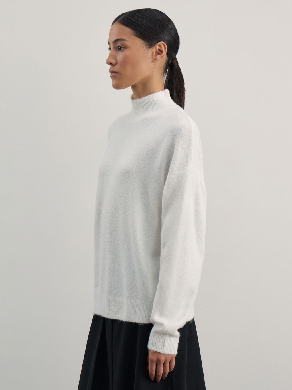 Базовый джемпер с воротником стойкой / Zarina  фото 4