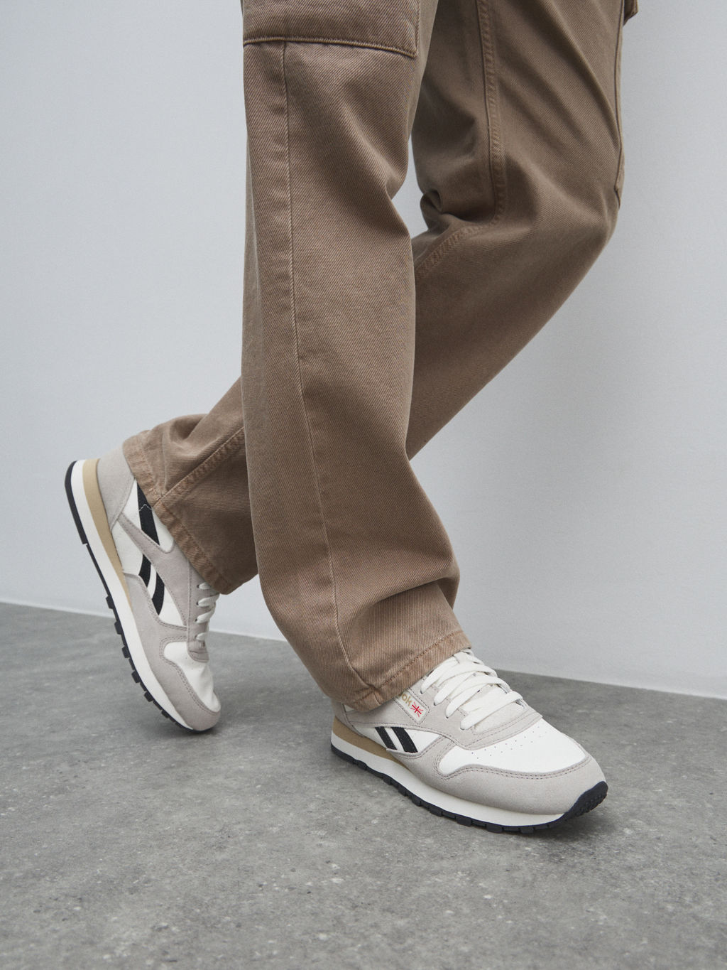 Кроссовки REEBOK CLASSIC LEATHER Артикул 4494138, белый