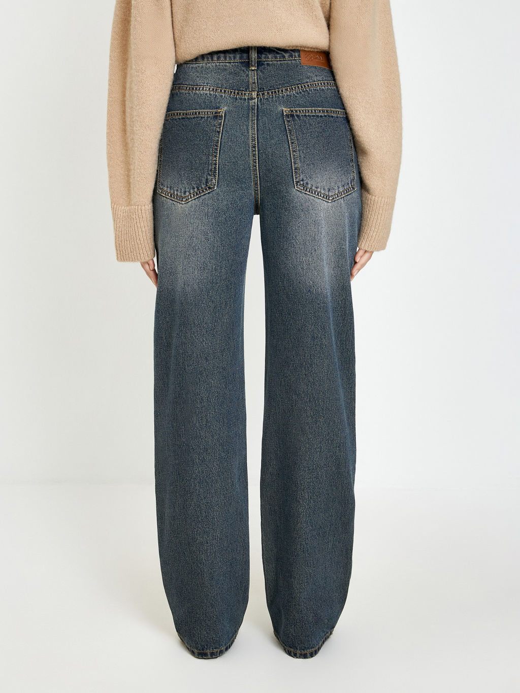 10200440096 Брюки джинсовые жен. Burato холодный синий - Concept club фото 4