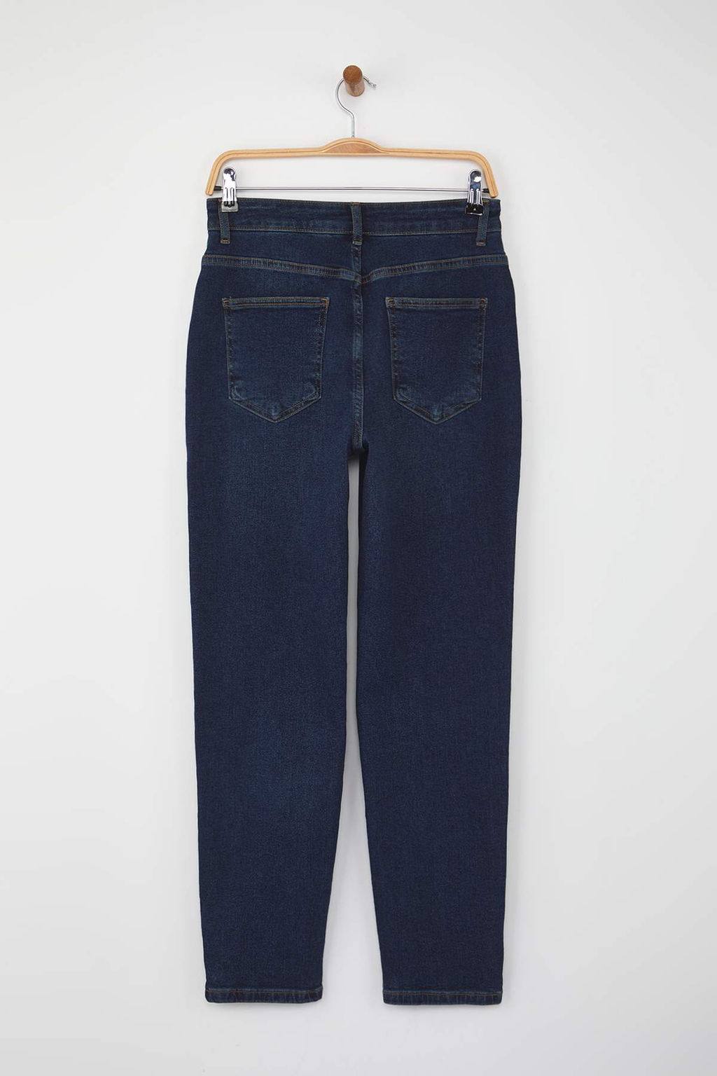 Koyu Mavi More Sustainable Yuksek Bel Esnek Comfort Yeni Mom Jeans TWOAW26JE00057