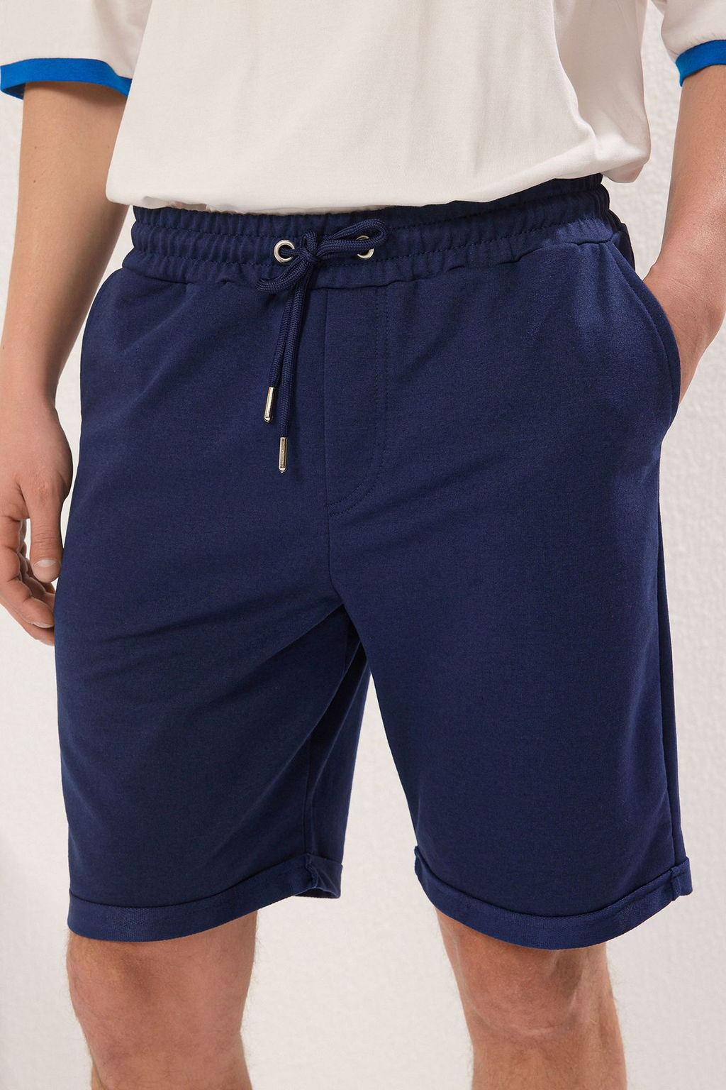 TRENDYOL MAN Gri Regular/Normal Kesim Orta Boy Lastik Belli Bagc?kl? Duble Paca Sort TMNSS21SR0046 - Trendyolmilla фото 3
