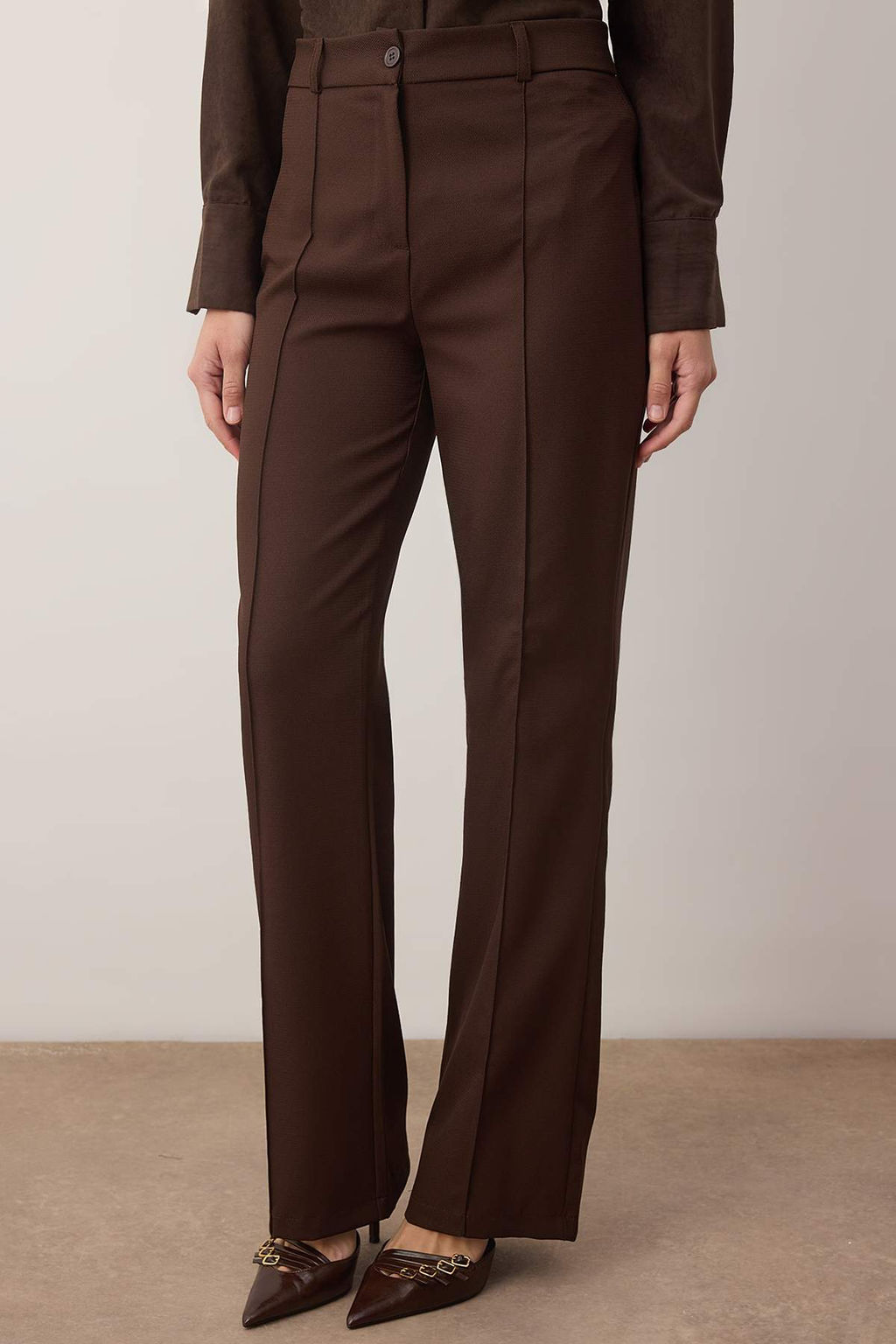 Koyu Kahverengi Straight/Duz Kesim Yuksek Bel Nervur Dikisli Dokuma Pantolon TWOSS21PL0093