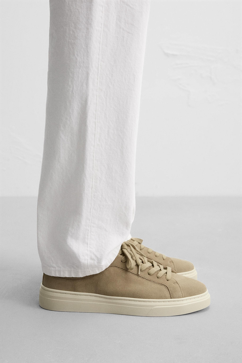 LEATHER TRAINERS
