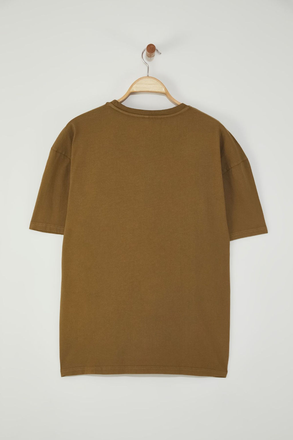 TRENDYOL MAN Hardal Oversize/Genis Kesim Eskitme/Soluk Efekt Uzay Bask?l? %100 Pamuk T-shirt TMNSS25TS00197 - Trendyolmilla фото 5